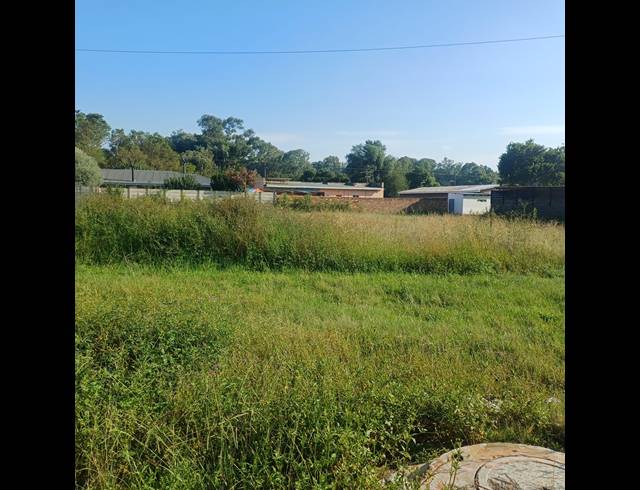 608M² VACANT LAND FOR SALE IN HENLEY ON KLIP